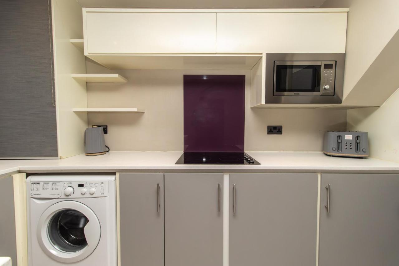 Dwellcome Home Ltd 3 Double Bedroom House, Private Estate, Driveway Parking, Fast Wifi, Ideal For Long Term Contractor, Etc Stays, 3 Miles 7 Mins Drive To Nissan, 15 Mins To Sunderland Newcastle, Regular Housekeeping Options - See Our Site For Assura Boldons Esterno foto