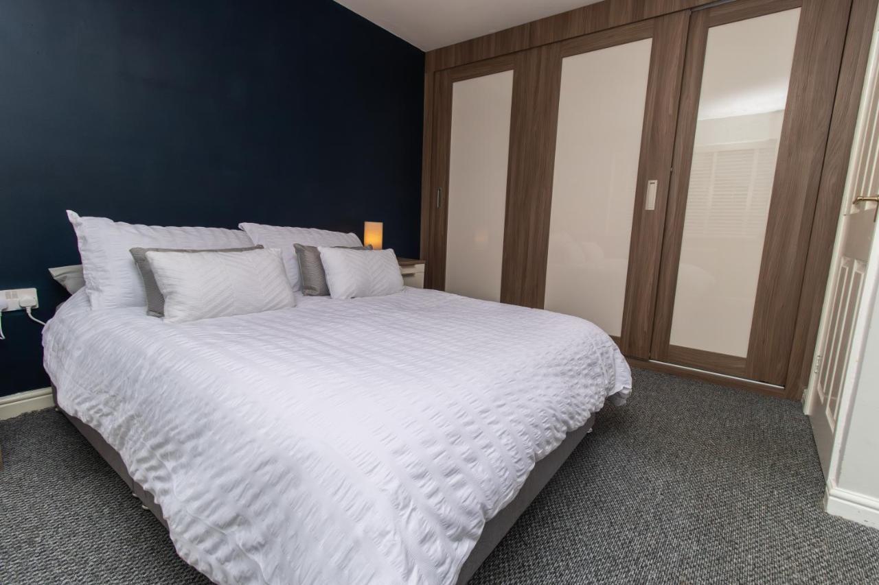 Dwellcome Home Ltd 3 Double Bedroom House, Private Estate, Driveway Parking, Fast Wifi, Ideal For Long Term Contractor, Etc Stays, 3 Miles 7 Mins Drive To Nissan, 15 Mins To Sunderland Newcastle, Regular Housekeeping Options - See Our Site For Assura Boldons Esterno foto